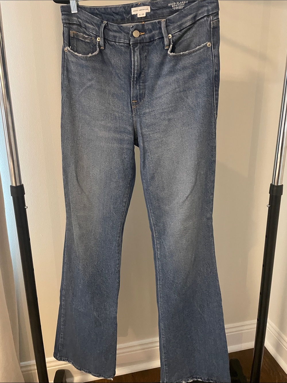 Good American Good Classic High-Rise 33 1/2 inseam 8/29 Bootcut Jeans